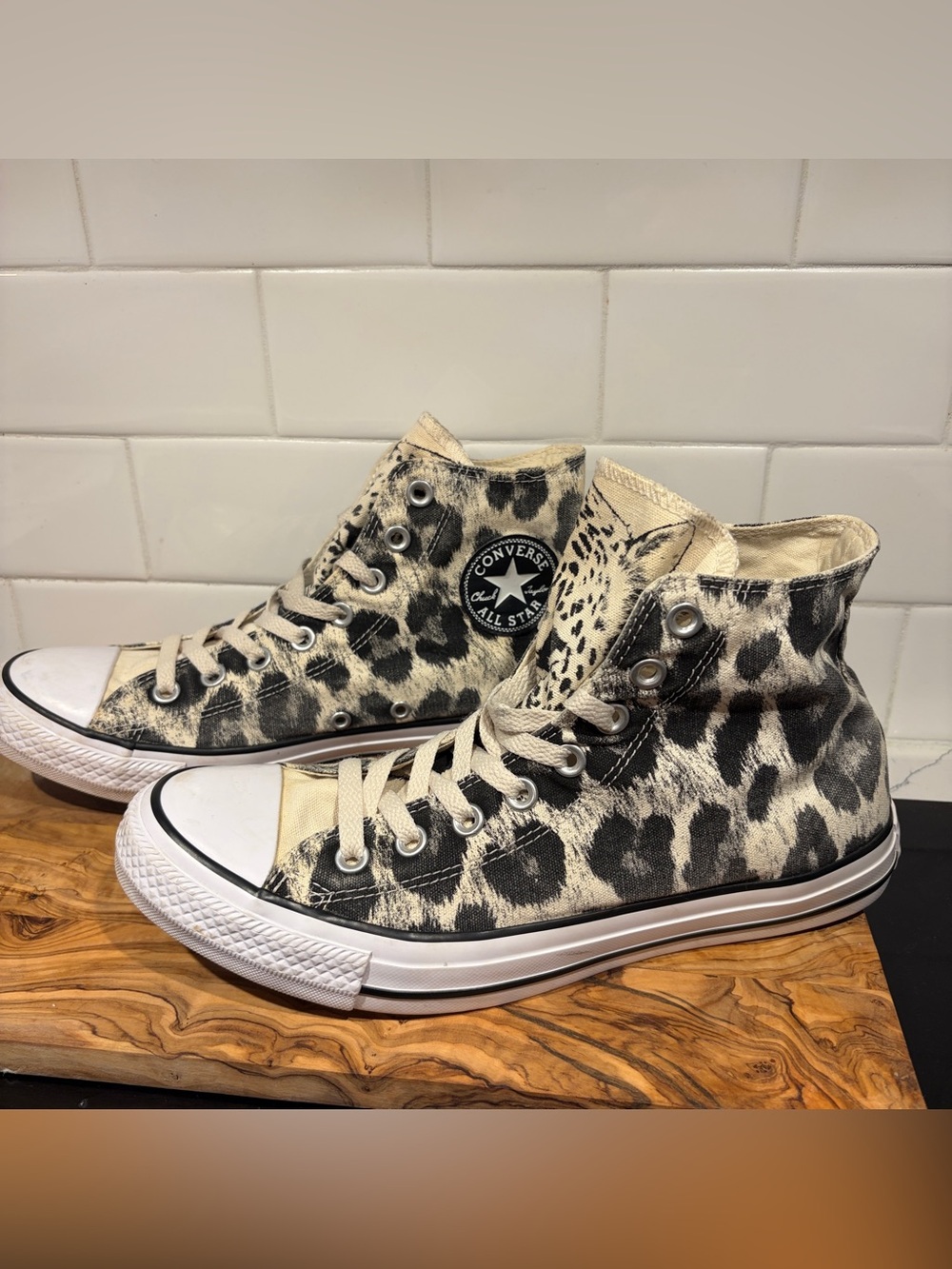 Converse Chuck Taylor All Star Cheetah/Leopard Print High-Top Sneakers Wo. 10